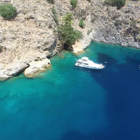 Lagoon-boat Botel Gocek (Fethiye)