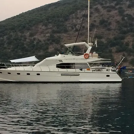 Lagoon-boat Botel Gocek (Fethiye)
